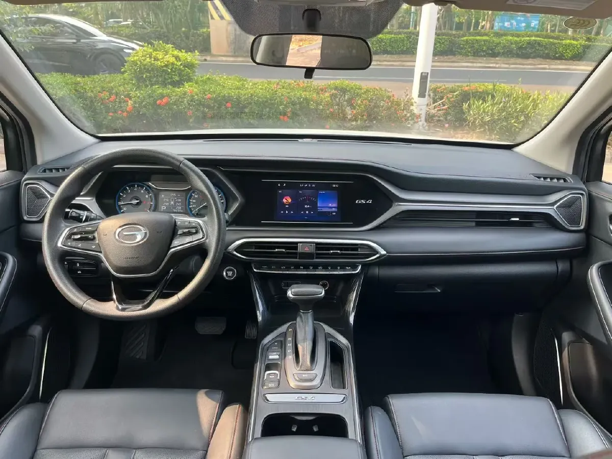 2021 GAC Trumpchi GS4 1.5T 169HP L4 6AT,autocango,china used car exporter,china ev exporter,chinese used car exporter,chinese used ev exporter