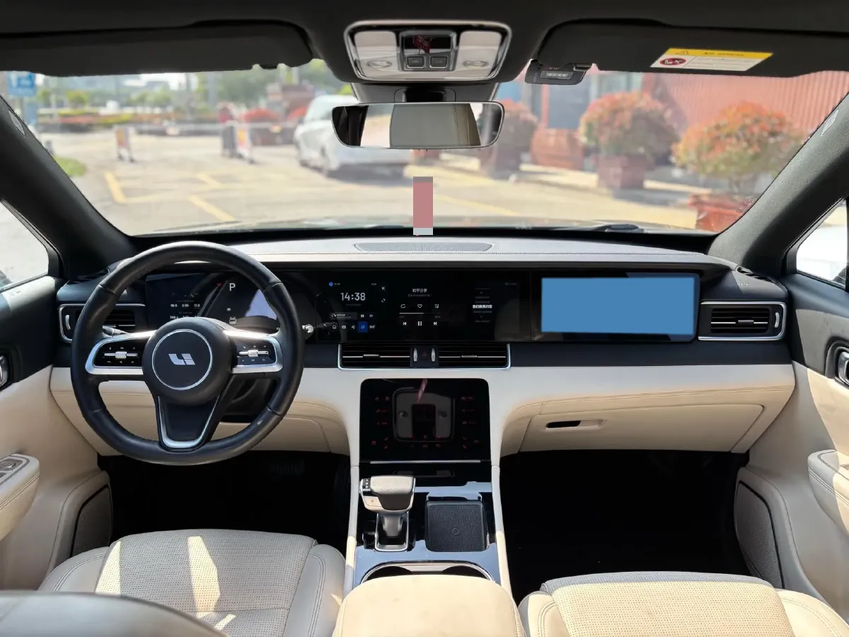 2021 Li ONE Range Extended 131HP REEV 40.5KWH,autocango,china used car exporter,china ev exporter,chinese used car exporter,chinese used ev exporter