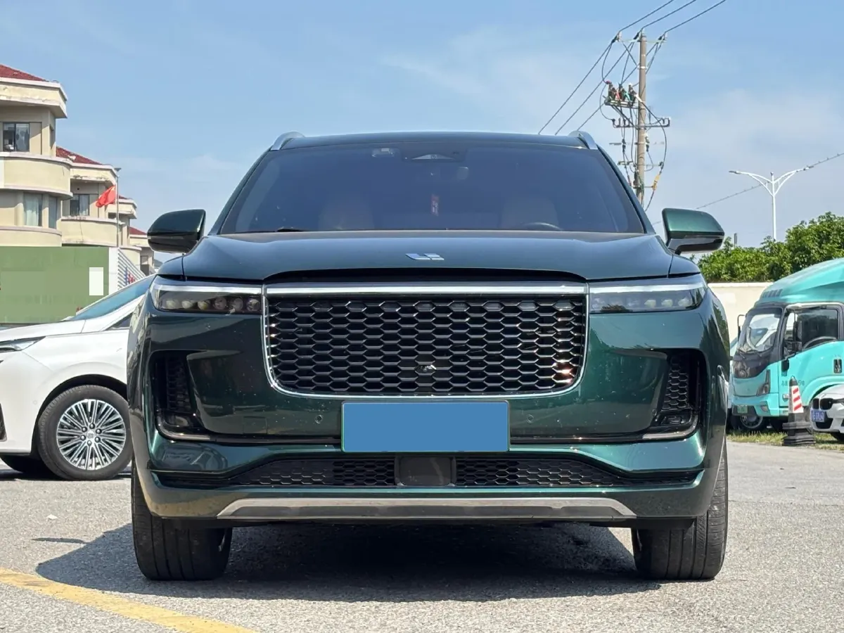 2021 Li ONE Range Extended 131HP REEV 40.5KWH,autocango,china used car exporter,china ev exporter,chinese used car exporter,chinese used ev exporter