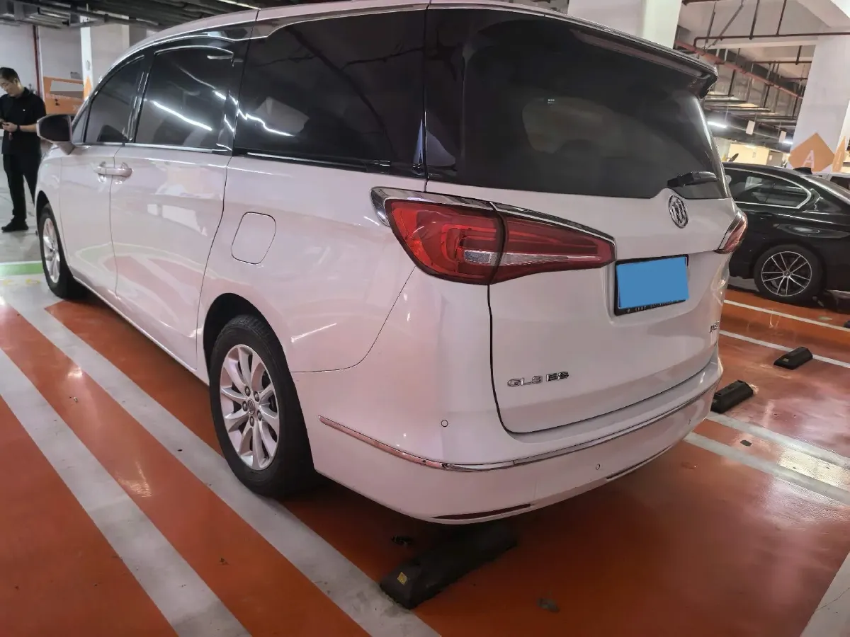 2018 Buick GL8 2.0T 260HP L4 6AT,autocango,china used car exporter,china ev exporter,chinese used car exporter,chinese used ev exporter