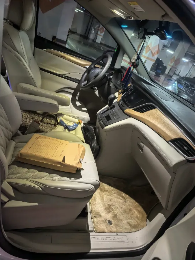 2018 Buick GL8 2.0T 260HP L4 6AT,autocango,china used car exporter,china ev exporter,chinese used car exporter,chinese used ev exporter