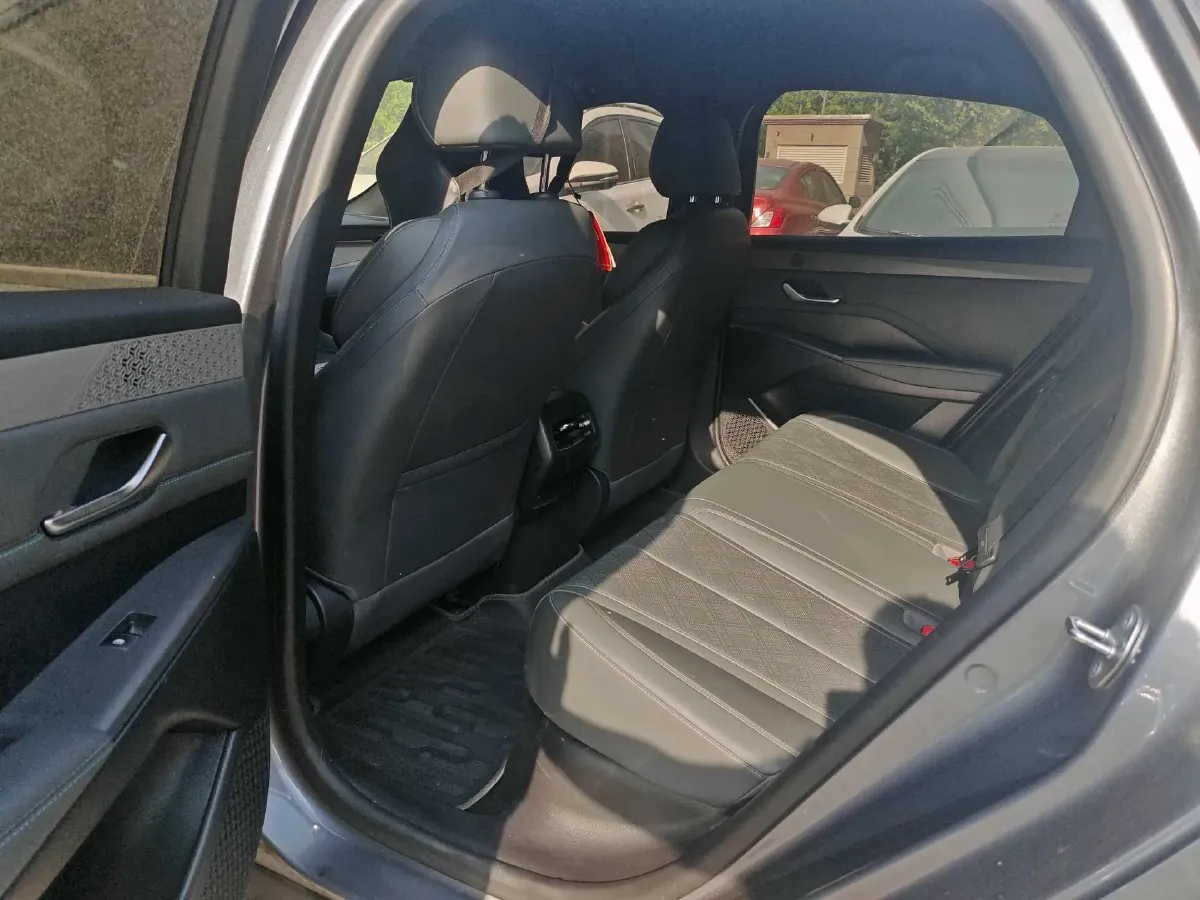 2025 BYD Qin Plus 1.5L 101HP L4 E-CVT PHEV 7.68KWH,autocango,china used car exporter,china ev exporter,chinese used car exporter,chinese used ev exporter