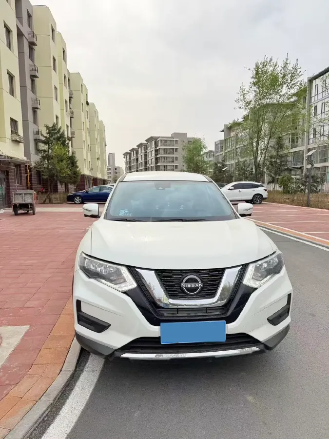 2025 Nissan X-Trail 2.0L 151HP L4 CVT,autocango,china used car exporter,china ev exporter,chinese used car exporter,chinese used ev exporter