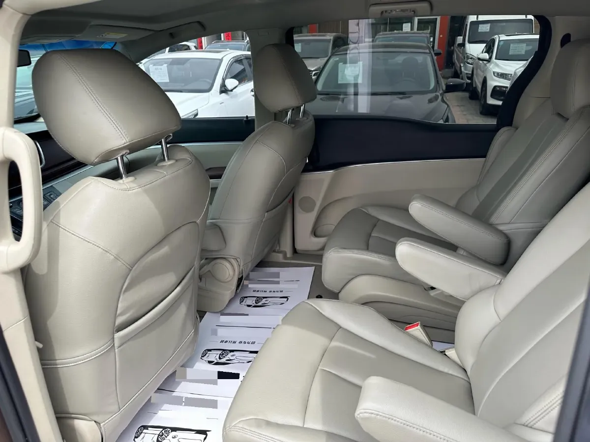 2018 Buick GL8 2.0T 260HP L4 6AT,autocango,china used car exporter,china ev exporter,chinese used car exporter,chinese used ev exporter