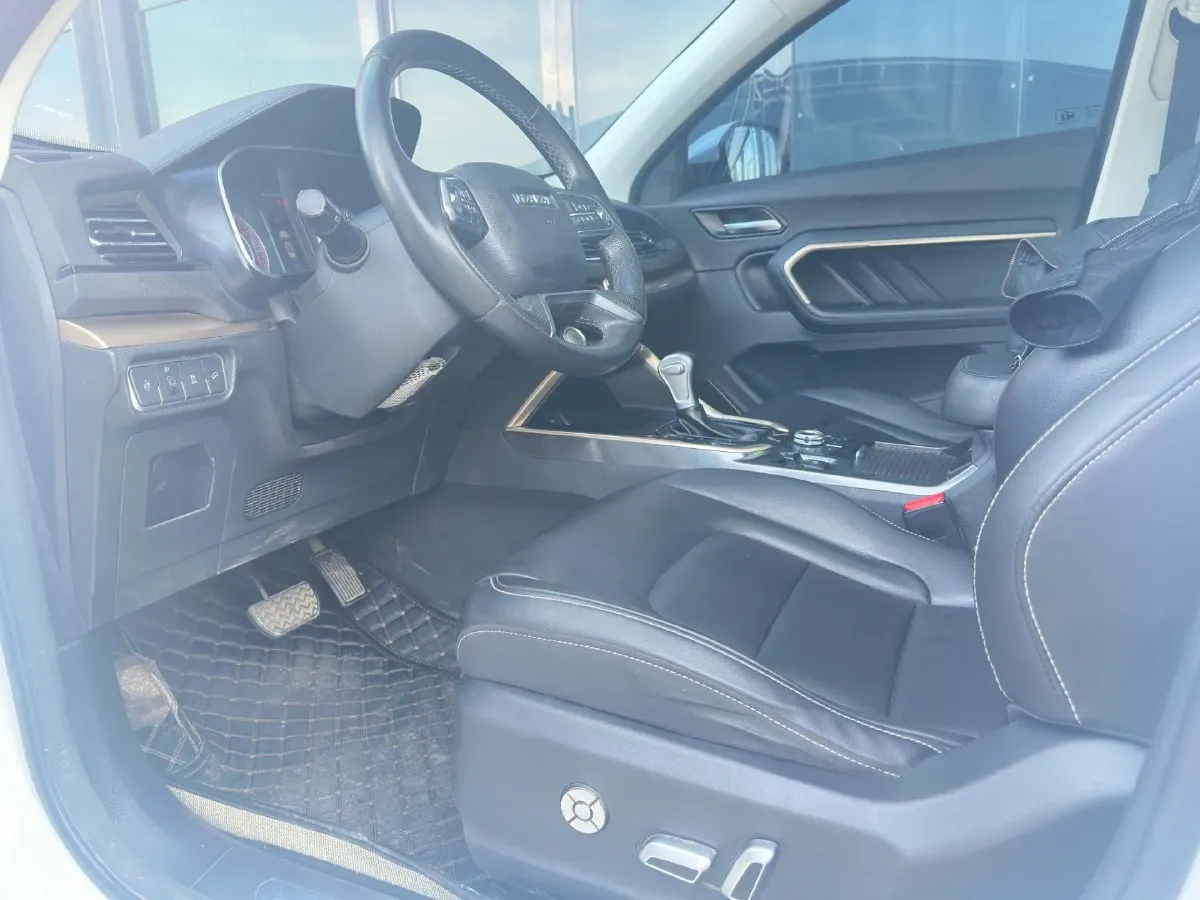 2018 Haval H6 1.5T 169HP L4 7DCT,autocango,china used car exporter,china ev exporter,chinese used car exporter,chinese used ev exporter