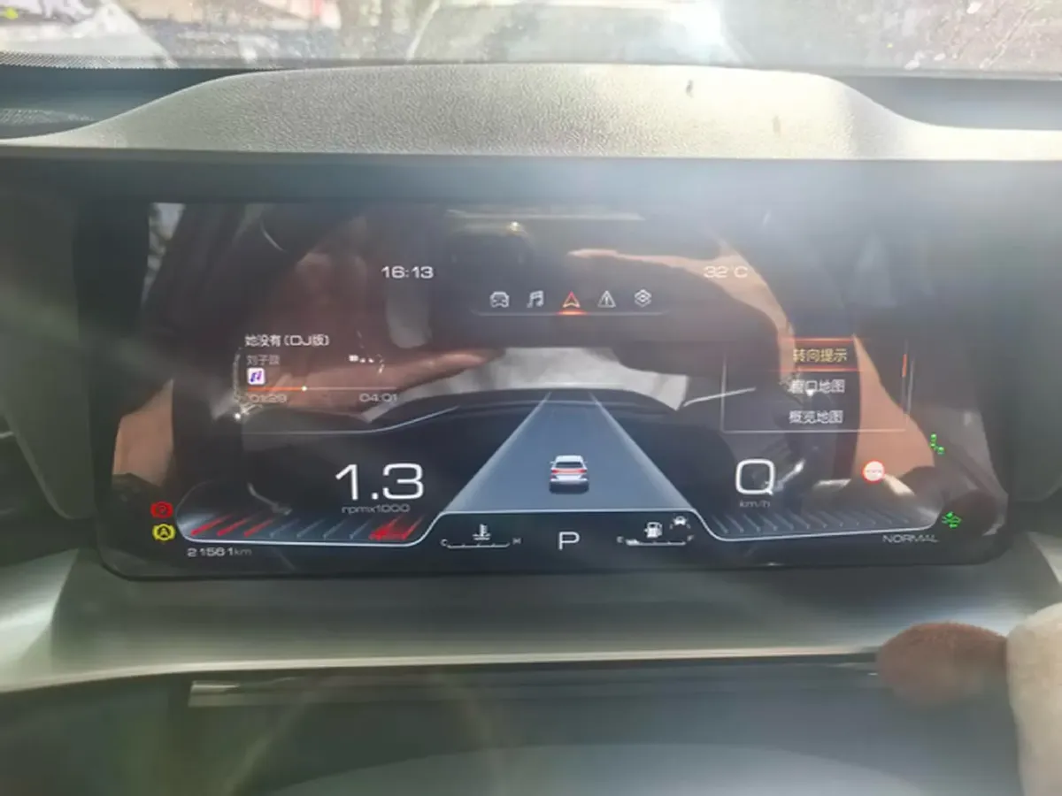 2022 Haval H6 1.5T 184HP L4 7DCT,autocango,china used car exporter,china ev exporter,chinese used car exporter,chinese used ev exporter