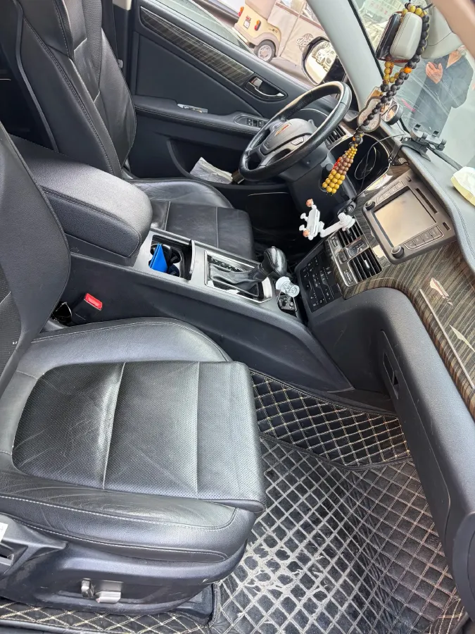 2019 HongQi H7 1.8T 188HP L4 6AT,autocango,china used car exporter,china ev exporter,chinese used car exporter,chinese used ev exporter