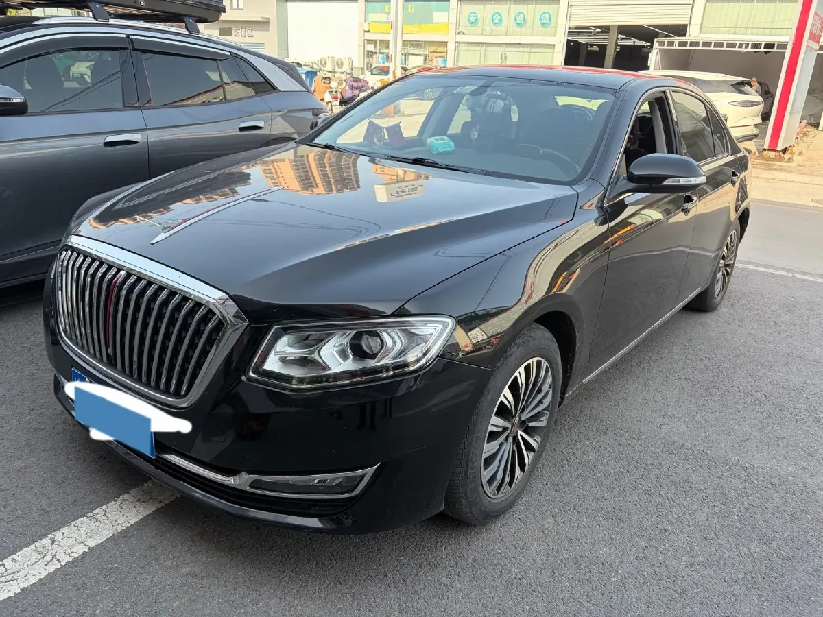 2019 HongQi H7 1.8T 188HP L4 6AT,autocango,china used car exporter,china ev exporter,chinese used car exporter,chinese used ev exporter