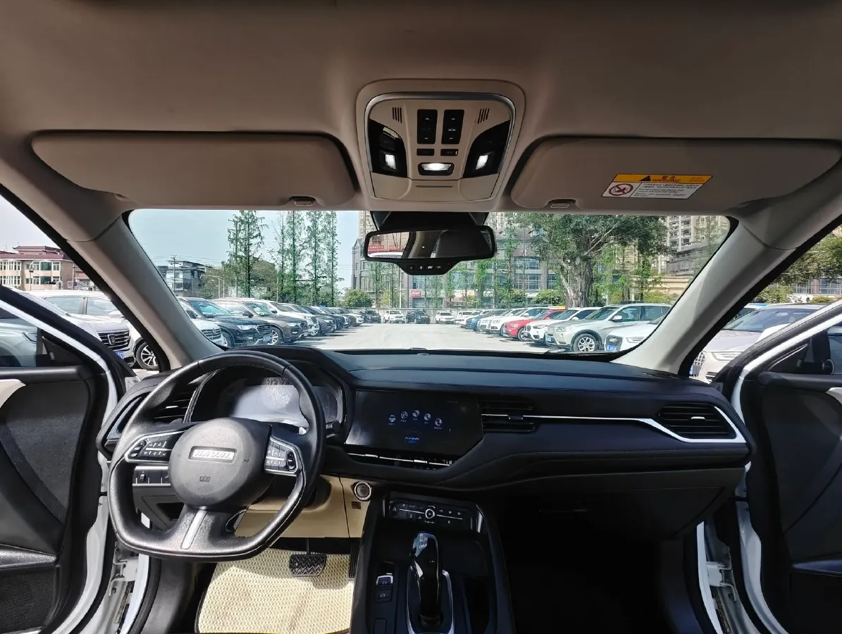 2020 Haval F7 1.5T 169HP L4 7DCT,autocango,china used car exporter,china ev exporter,chinese used car exporter,chinese used ev exporter