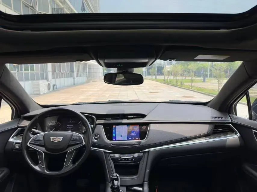 2022 Cadillac XT5 2.0T 237HP L4 9AT,autocango,china used car exporter,china ev exporter,chinese used car exporter,chinese used ev exporter