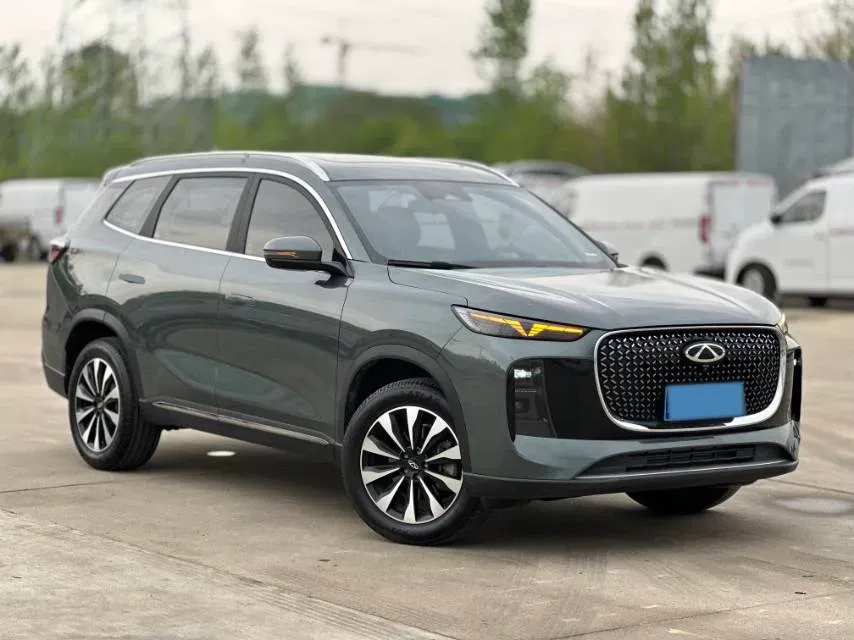 2025 Chery Tiggo 8 Plus 1.6T 197HP L4 7DCT,autocango,china used car exporter,china ev exporter,chinese used car exporter,chinese used ev exporter