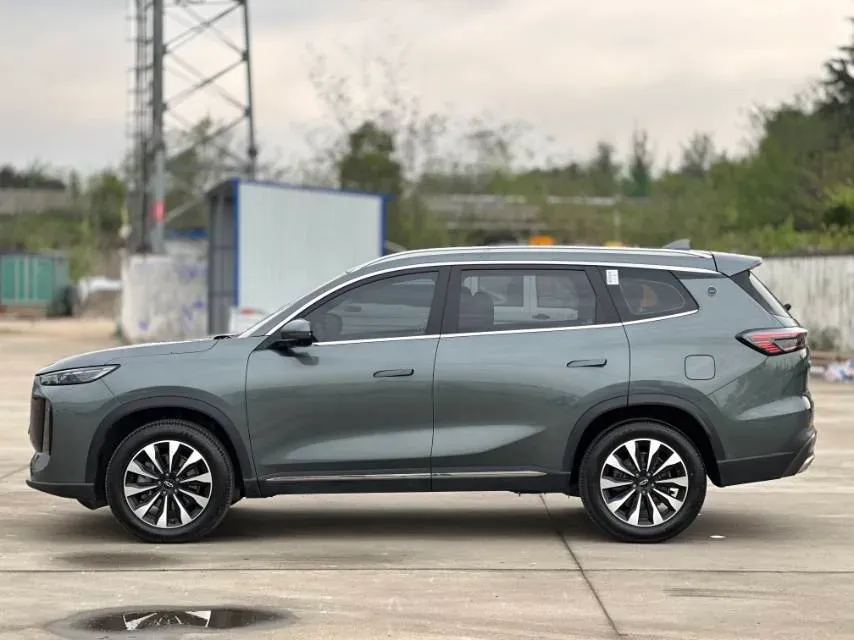 2025 Chery Tiggo 8 Plus 1.6T 197HP L4 7DCT,autocango,china used car exporter,china ev exporter,chinese used car exporter,chinese used ev exporter