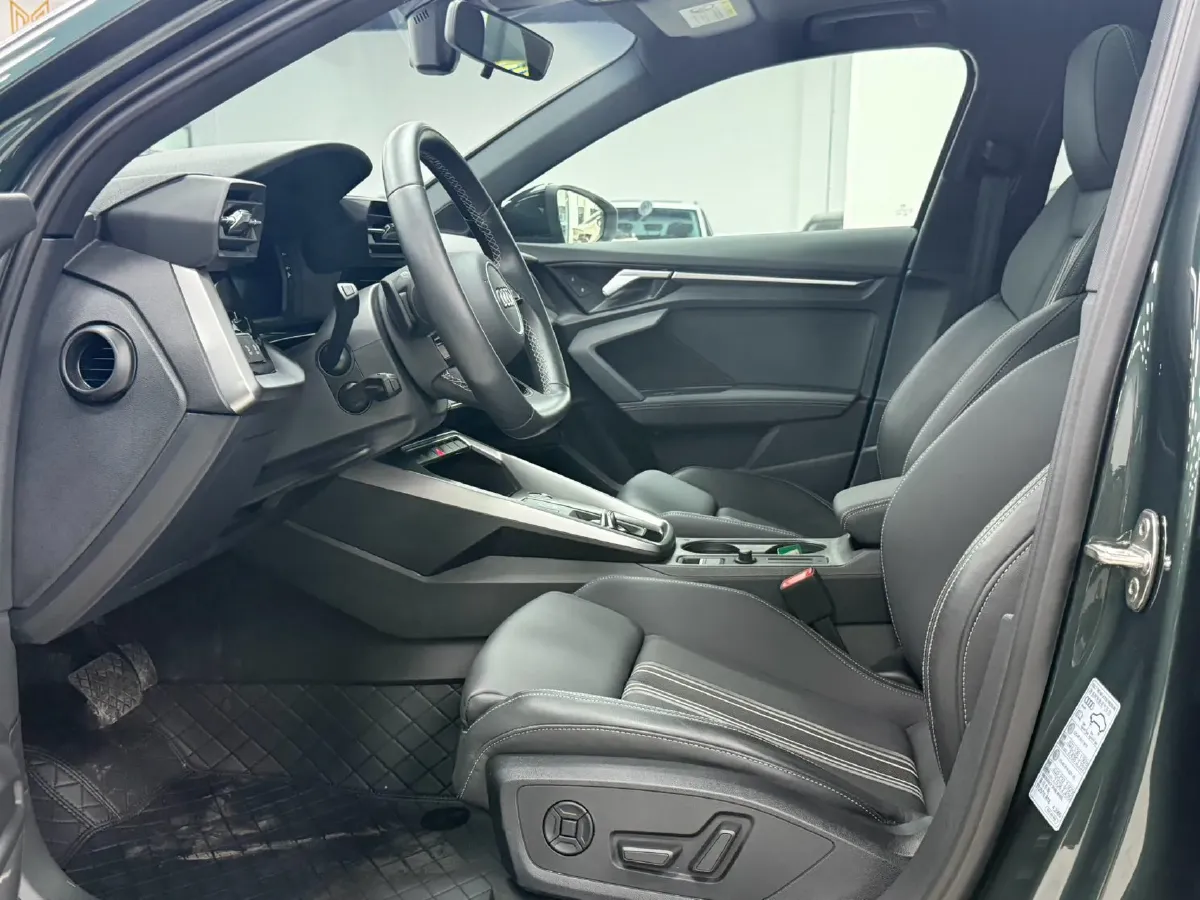 2023 Audi A3 1.4T 150HP L4 7DCT,autocango,china used car exporter,china ev exporter,chinese used car exporter,chinese used ev exporter