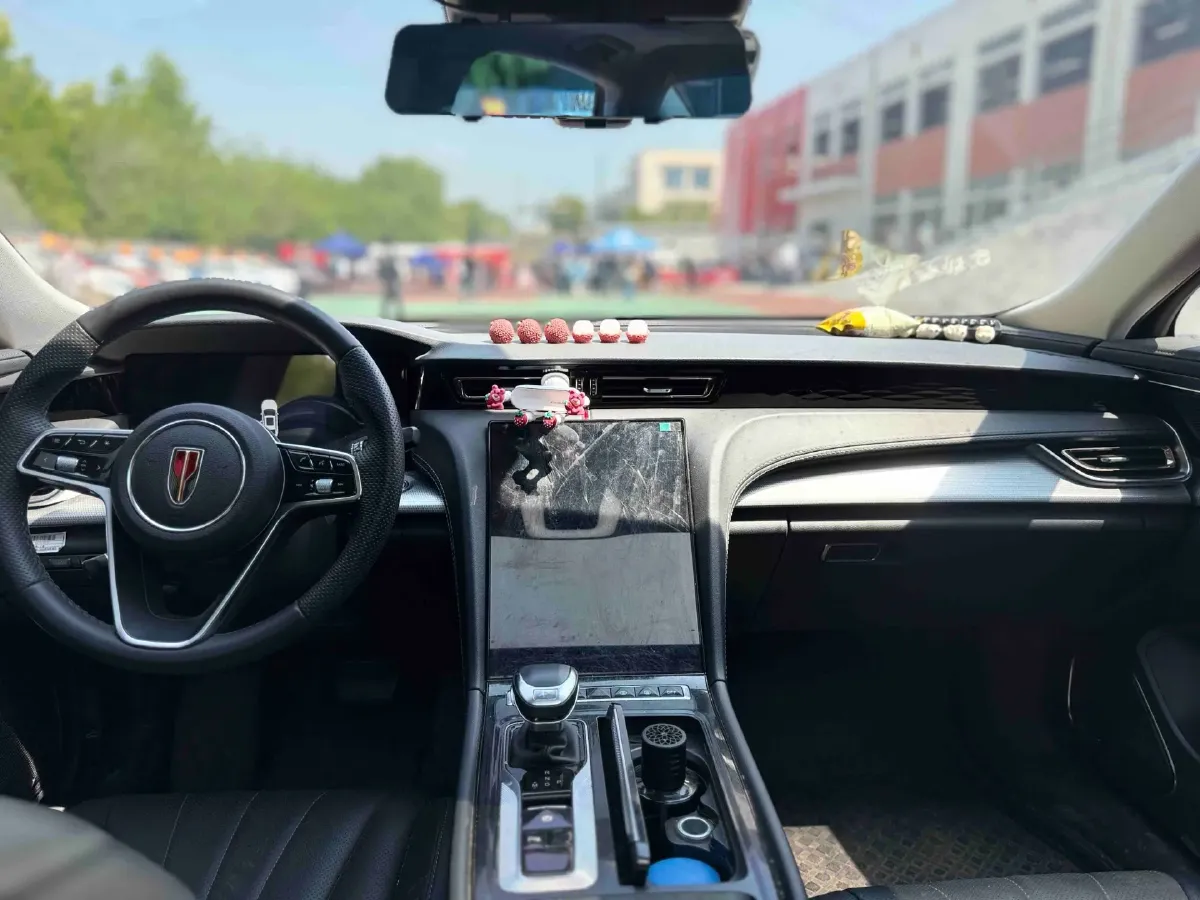 2024 HongQi H5 1.5T 169HP L4 7DCT,autocango,china used car exporter,china ev exporter,chinese used car exporter,chinese used ev exporter