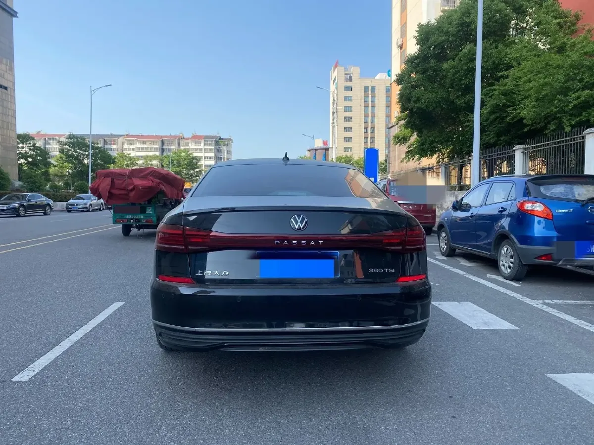 2025 Volkswagen Passat 2.0T 186HP L4 7DCT,autocango,china used car exporter,china ev exporter,chinese used car exporter,chinese used ev exporter
