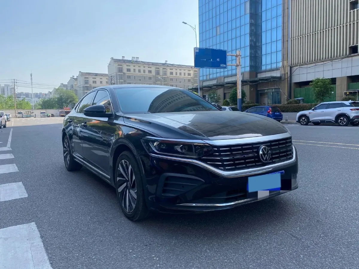 2025 Volkswagen Passat 2.0T 186HP L4 7DCT,autocango,china used car exporter,china ev exporter,chinese used car exporter,chinese used ev exporter