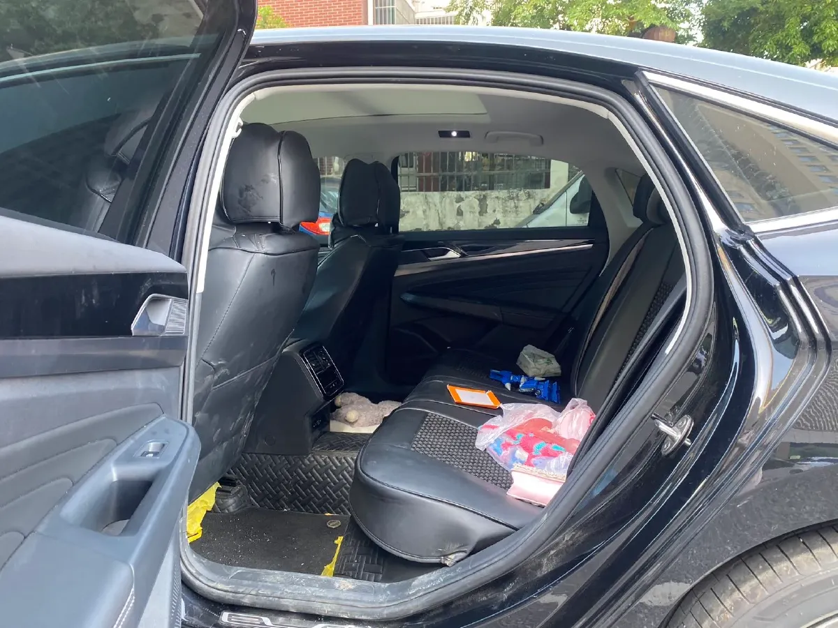 2025 Volkswagen Passat 2.0T 186HP L4 7DCT,autocango,china used car exporter,china ev exporter,chinese used car exporter,chinese used ev exporter