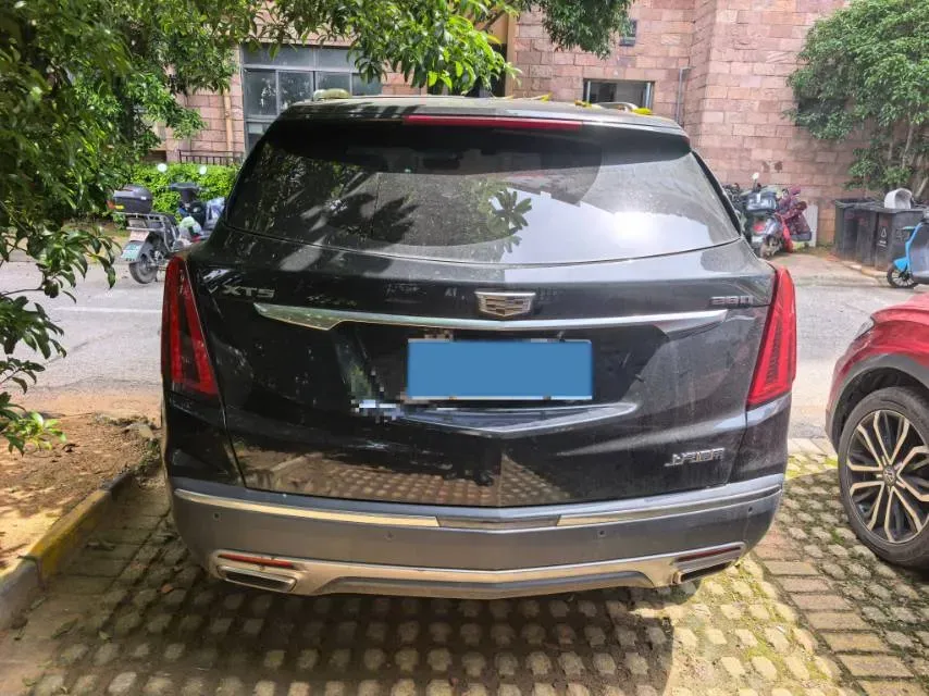 2021 Cadillac XT5 2.0T 237HP L4 9AT,autocango,china used car exporter,china ev exporter,chinese used car exporter,chinese used ev exporter