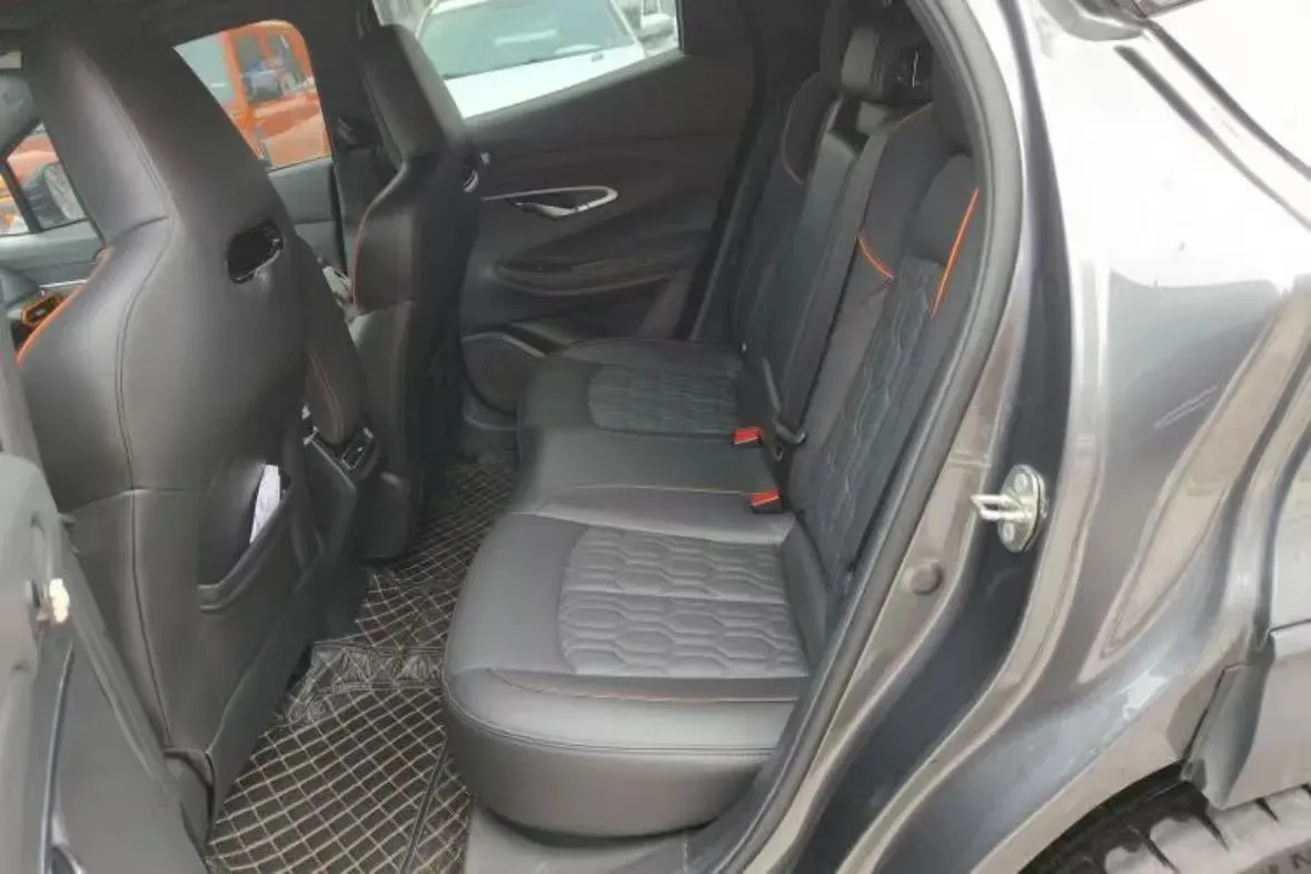 2022 ChangAn UNI-T 1.5T 188HP L4 7DCT,autocango,china used car exporter,china ev exporter,chinese used car exporter,chinese used ev exporter