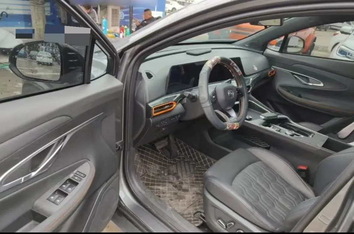 2022 ChangAn UNI-T 1.5T 188HP L4 7DCT,autocango,china used car exporter,china ev exporter,chinese used car exporter,chinese used ev exporter