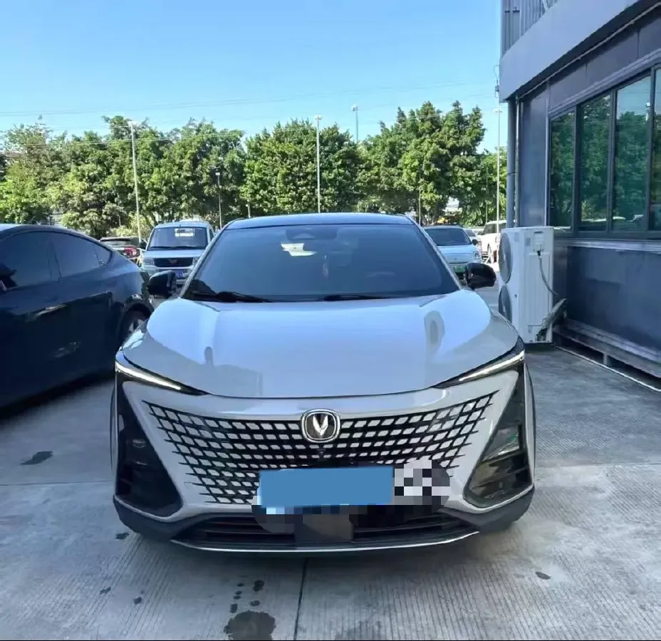 2022 ChangAn UNI-T 1.5T 188HP L4 7DCT,autocango,china used car exporter,china ev exporter,chinese used car exporter,chinese used ev exporter