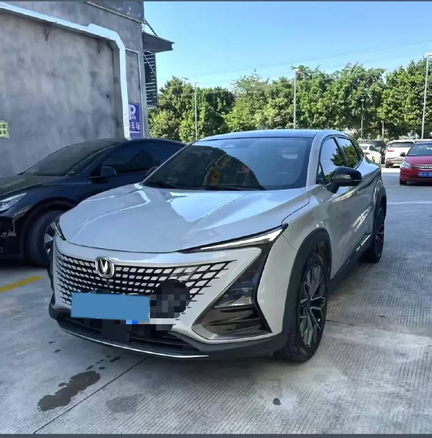 2022 ChangAn UNI-T 1.5T 188HP L4 7DCT,autocango,china used car exporter,china ev exporter,chinese used car exporter,chinese used ev exporter
