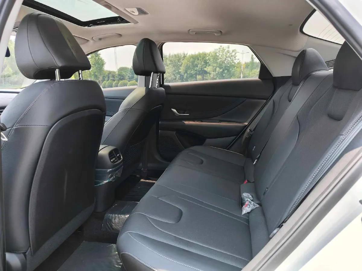 2023 Hyundai Elantra 1.5L 115HP L4 CVT,autocango,china used car exporter,china ev exporter,chinese used car exporter,chinese used ev exporter