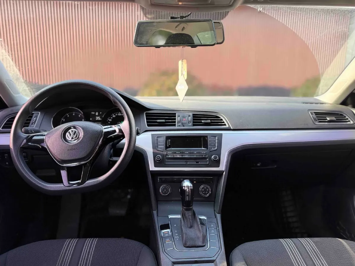 2018 Volkswagen Lamando 1.4T 131HP L4 7DCT,autocango,china used car exporter,china ev exporter,chinese used car exporter,chinese used ev exporter