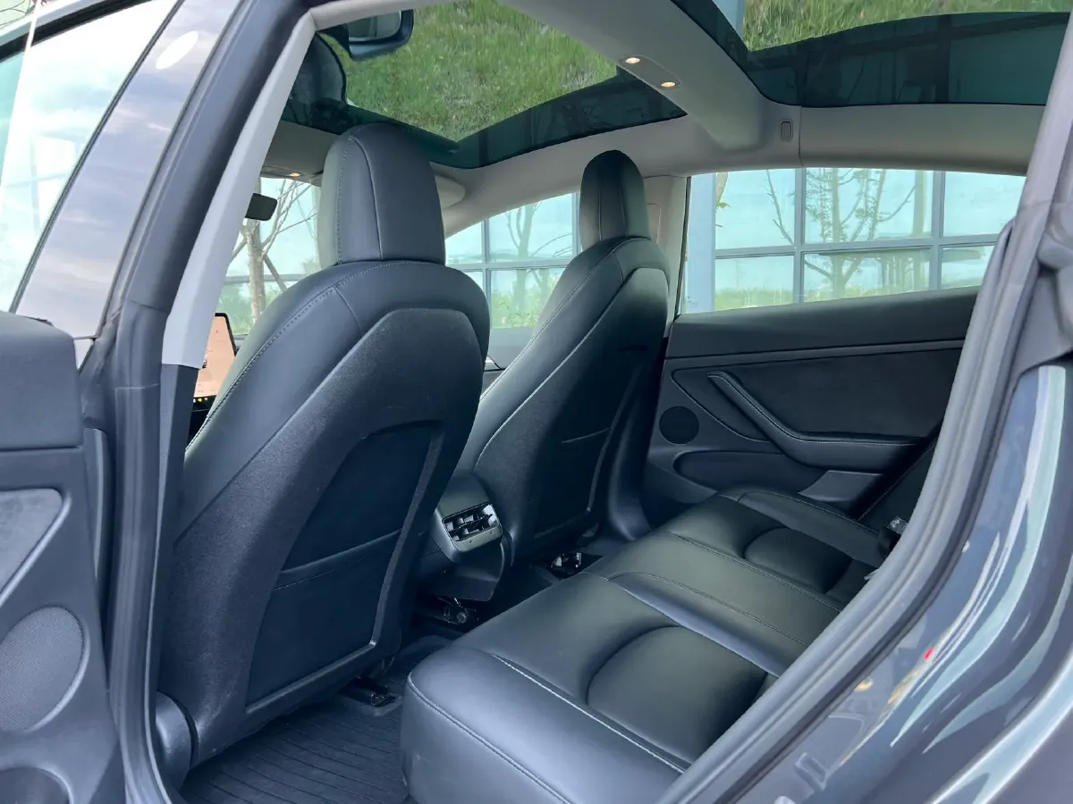 2022 Chevrolet Blazer 2.0T 237HP L4 9AT,autocango,china used car exporter,china ev exporter,chinese used car exporter,chinese used ev exporter