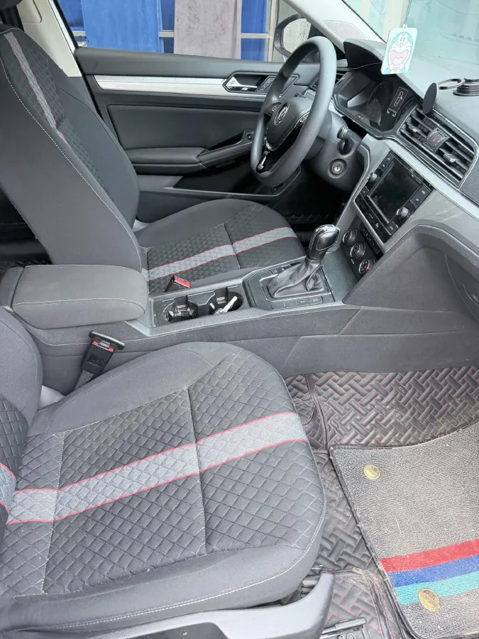 2019 Volkswagen T-Cross 1.4T 150HP L4 7DCT,autocango,china used car exporter,china ev exporter,chinese used car exporter,chinese used ev exporter