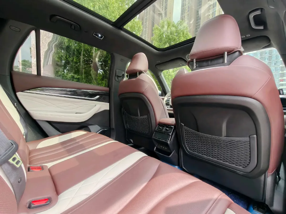 2021 Geely Monjaro 2.0T 218HP L4 7DCT,autocango,china used car exporter,china ev exporter,chinese used car exporter,chinese used ev exporter