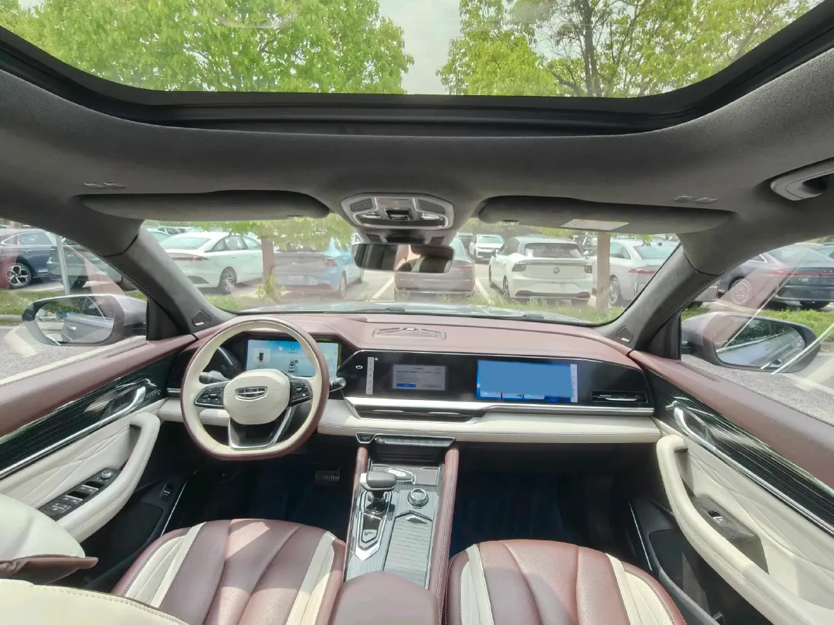 2021 Geely Monjaro 2.0T 218HP L4 7DCT,autocango,china used car exporter,china ev exporter,chinese used car exporter,chinese used ev exporter