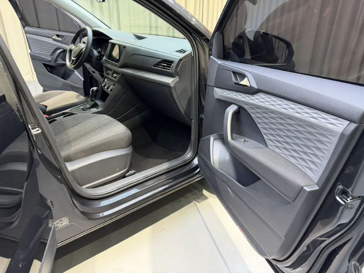 2021 Volkswagen Tharu 1.4T 150HP L4 7DCT,autocango,china used car exporter,china ev exporter,chinese used car exporter,chinese used ev exporter