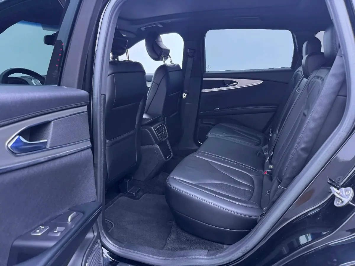 2017 Lincoln MKX 2.0T 253HP L4 6AT,autocango,china used car exporter,china ev exporter,chinese used car exporter,chinese used ev exporter