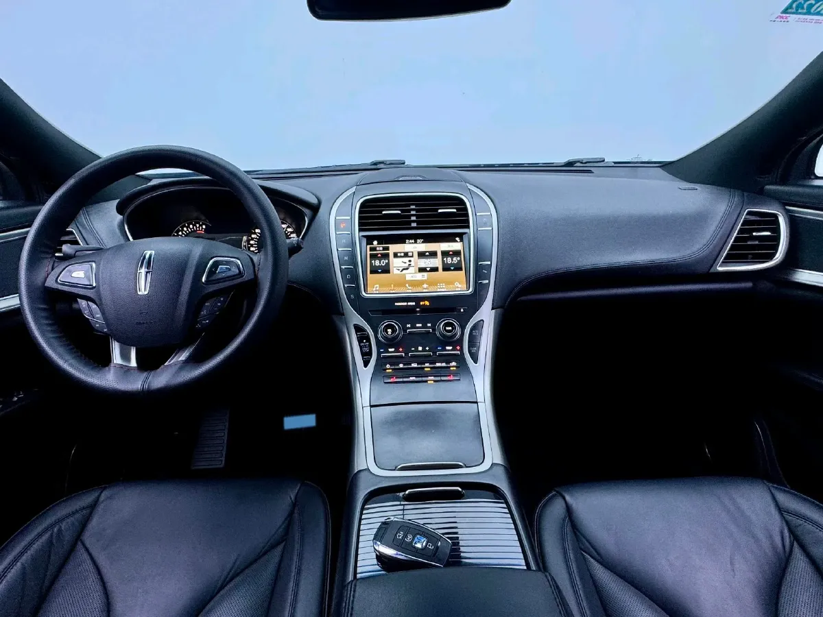 2017 Lincoln MKX 2.0T 253HP L4 6AT,autocango,china used car exporter,china ev exporter,chinese used car exporter,chinese used ev exporter