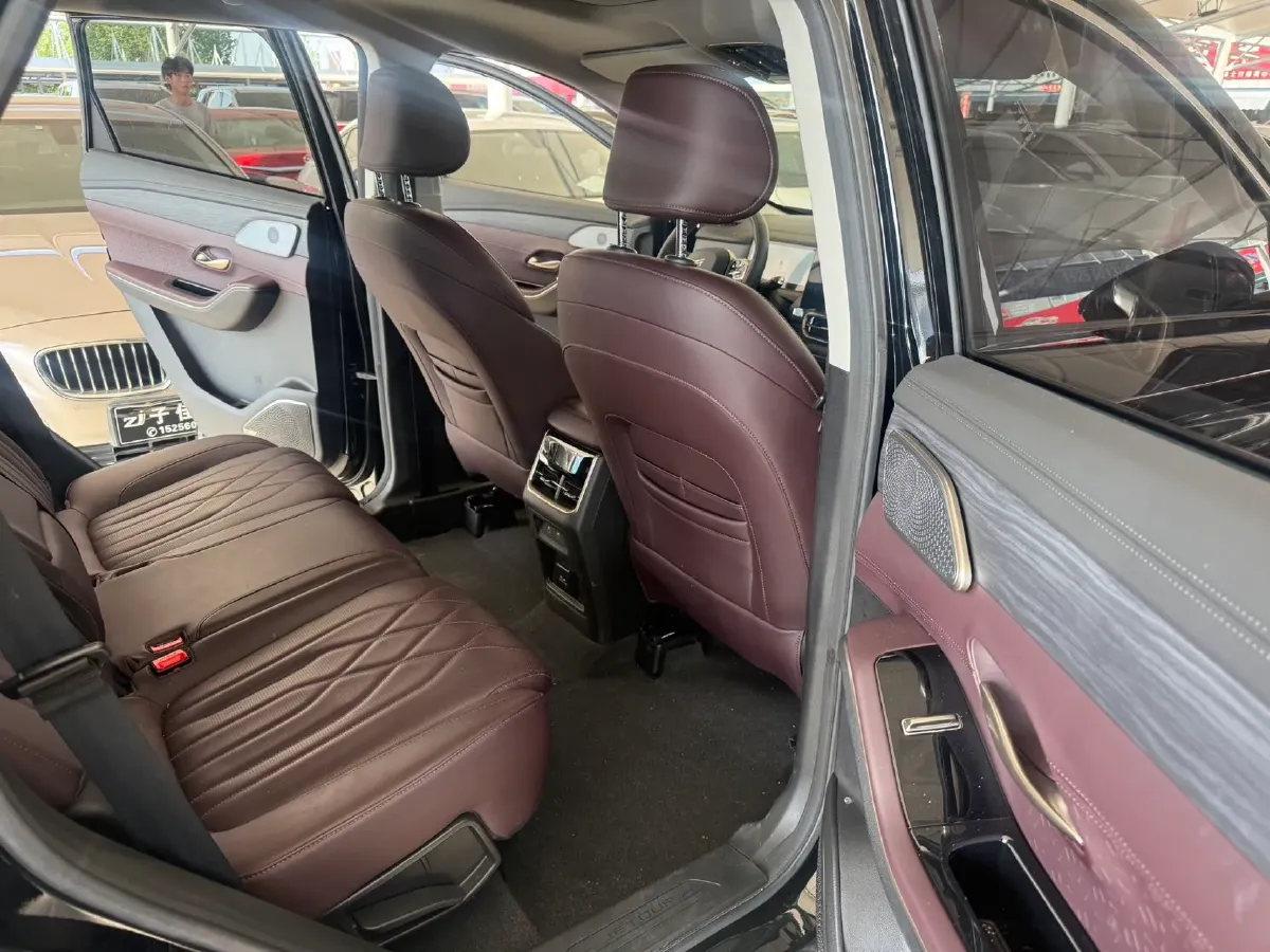 2024 Jetour X90 PRO 2.0T 254HP L4 7DCT,autocango,china used car exporter,china ev exporter,chinese used car exporter,chinese used ev exporter