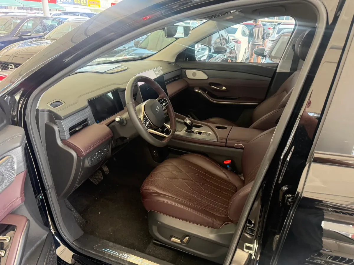 2024 Jetour X90 PRO 2.0T 254HP L4 7DCT,autocango,china used car exporter,china ev exporter,chinese used car exporter,chinese used ev exporter