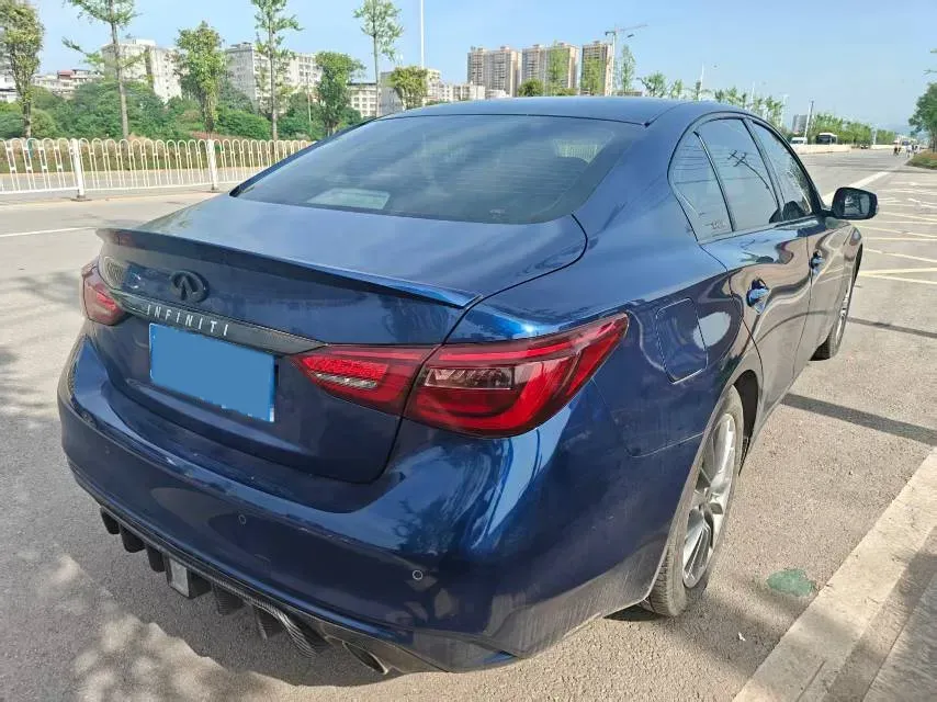 2018 Jeep Grand Commander 2.0T 265HP L4 9AT,autocango,china used car exporter,china ev exporter,chinese used car exporter,chinese used ev exporter