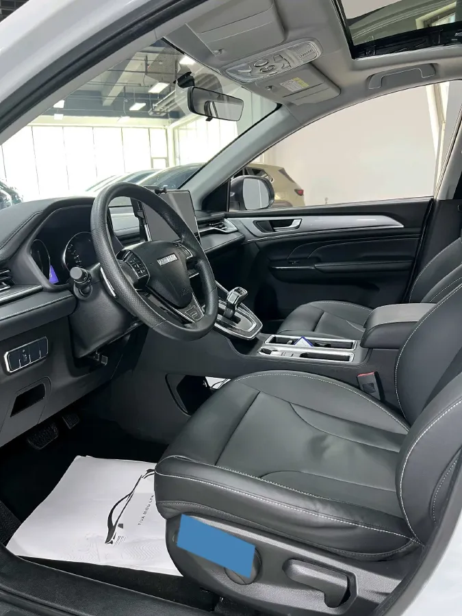 2021 Haval M6 1.5T 150HP L4 7DCT,autocango,china used car exporter,china ev exporter,chinese used car exporter,chinese used ev exporter