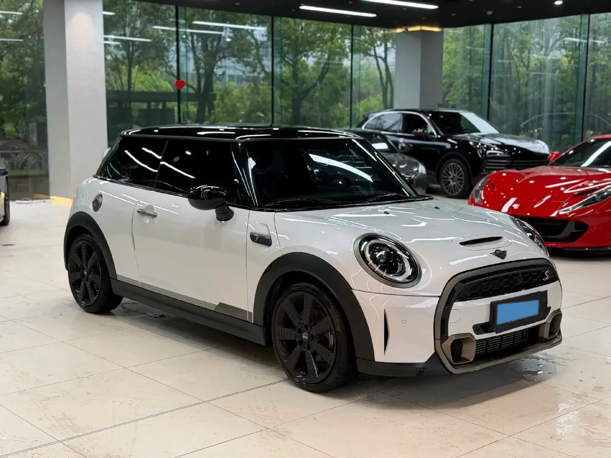 2023 MINI MINI 2.0T 178HP L4 7DCT,autocango,china used car exporter,china ev exporter,chinese used car exporter,chinese used ev exporter