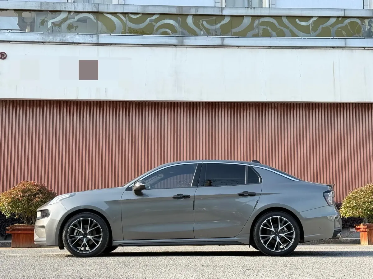 2022 LYNK&CO 03 2.0T 190HP L4 7DCT,autocango,china used car exporter,china ev exporter,chinese used car exporter,chinese used ev exporter