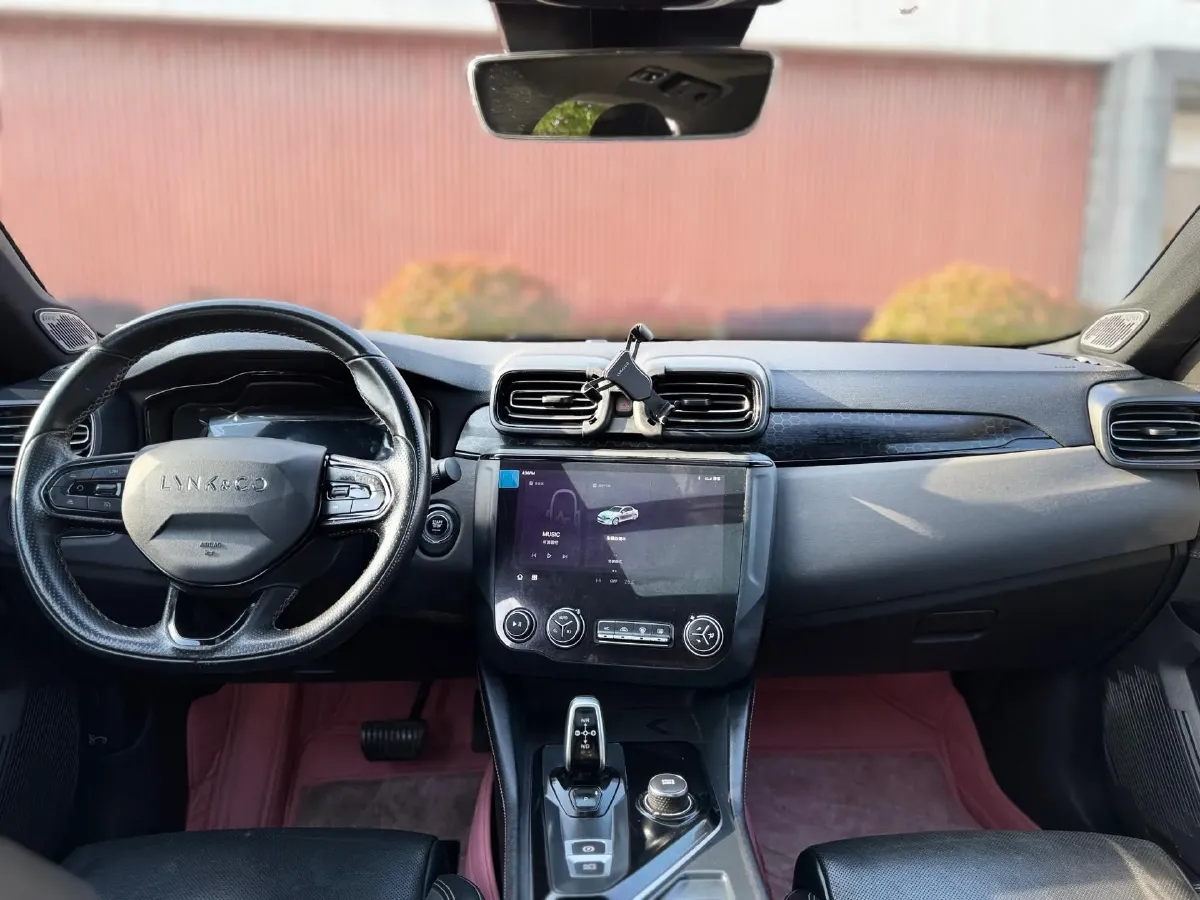 2022 LYNK&CO 03 2.0T 190HP L4 7DCT,autocango,china used car exporter,china ev exporter,chinese used car exporter,chinese used ev exporter