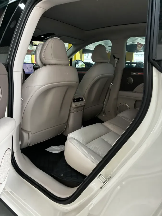 2026 IM LS6 REEV 155HP REEV,autocango,china used car exporter,china ev exporter,chinese used car exporter,chinese used ev exporter