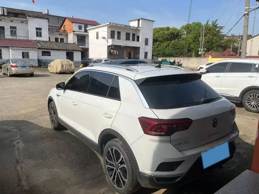 2020 Volkswagen T-Roc 1.4T 150HP L4 7DCT,autocango,china used car exporter,china ev exporter,chinese used car exporter,chinese used ev exporter