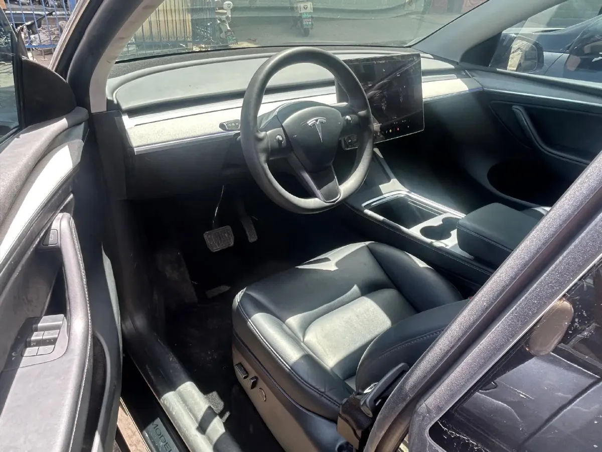 2024 Iveco OuSheng BEV 77.28KWH,autocango,china used car exporter,china ev exporter,chinese used car exporter,chinese used ev exporter