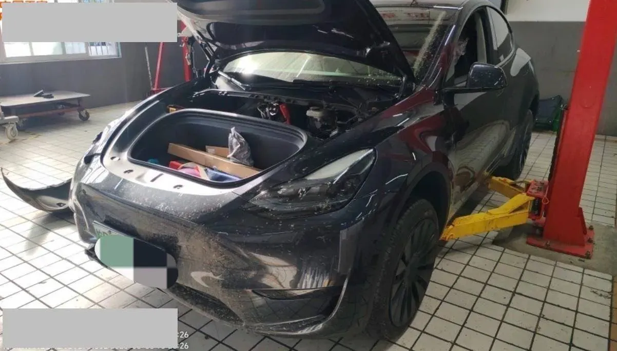 2024 Iveco OuSheng BEV 77.28KWH,autocango,china used car exporter,china ev exporter,chinese used car exporter,chinese used ev exporter