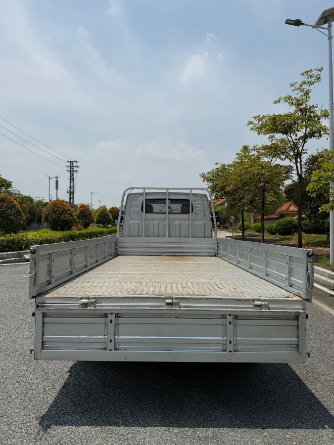 2023 WuLing RongGuang New Truck 2.0L 136HP L4 5MT,autocango,china used car exporter,china ev exporter,chinese used car exporter,chinese used ev exporter