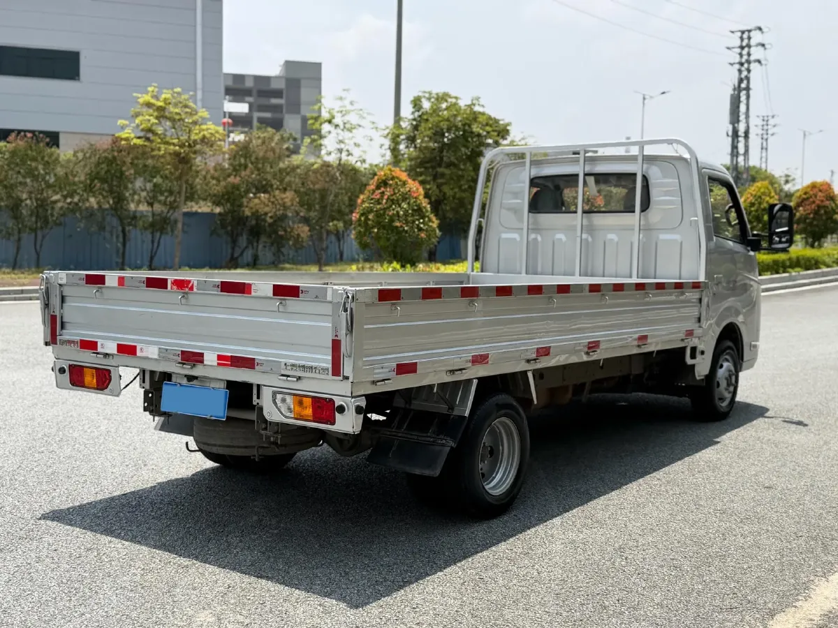 2023 WuLing RongGuang New Truck 2.0L 136HP L4 5MT,autocango,china used car exporter,china ev exporter,chinese used car exporter,chinese used ev exporter