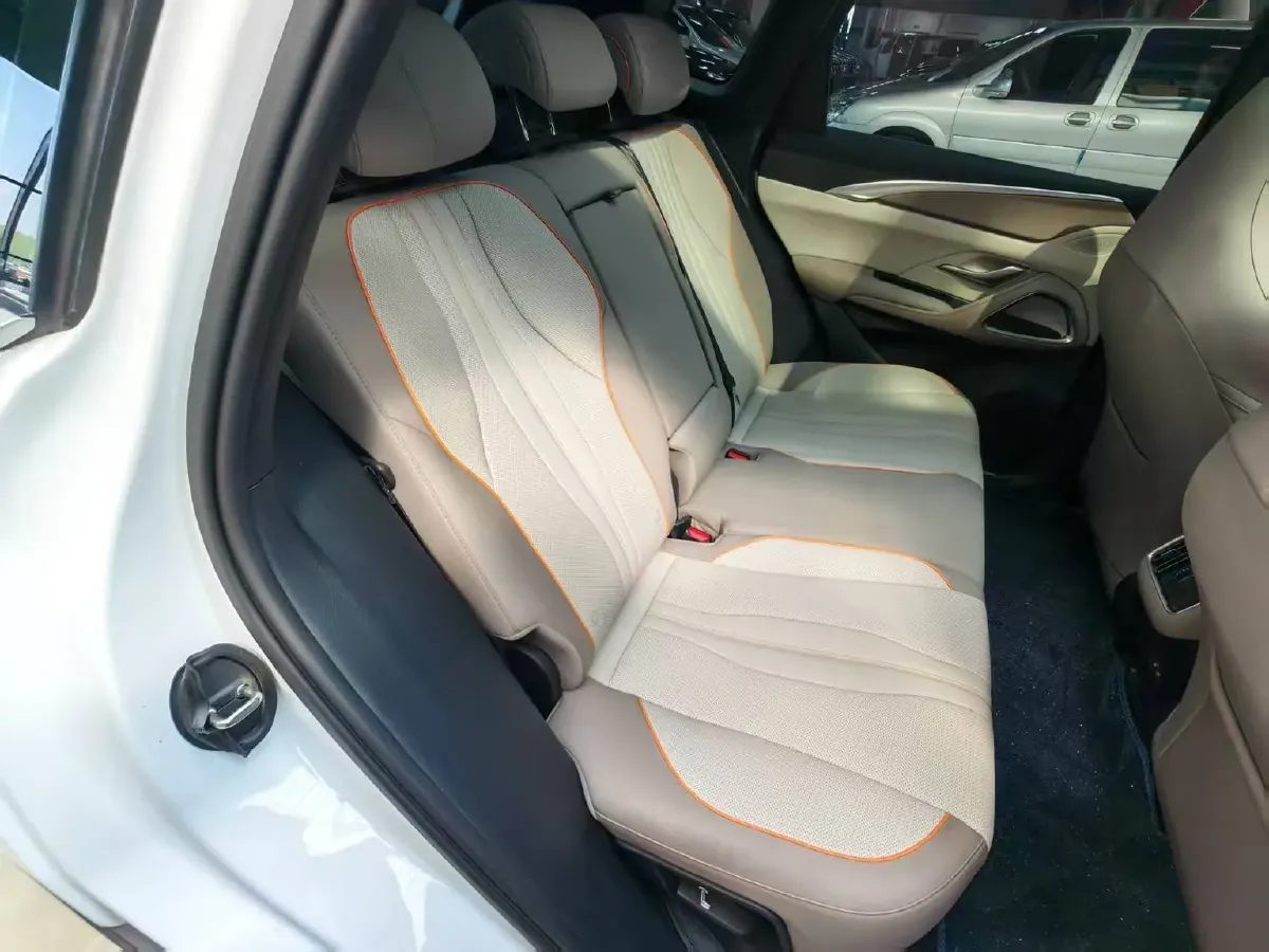 2024 BYD Song Pro 1.5L 110HP L4 E-CVT PHEV 18.3KWH,autocango,china used car exporter,china ev exporter,chinese used car exporter,chinese used ev exporter