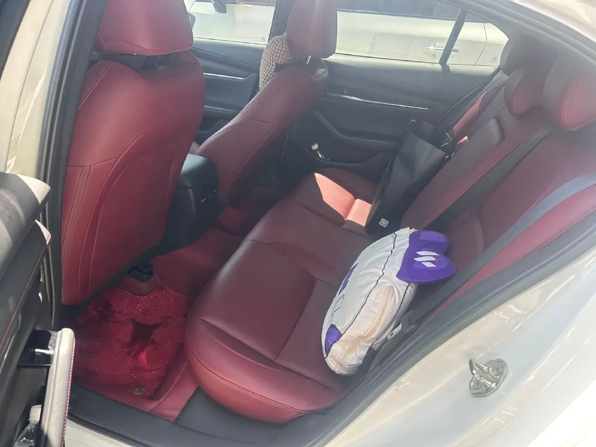 2023 Mazda 3 Axela 2.0L 158HP L4 6AT,autocango,china used car exporter,china ev exporter,chinese used car exporter,chinese used ev exporter